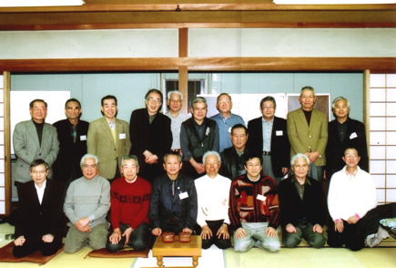 ��32����